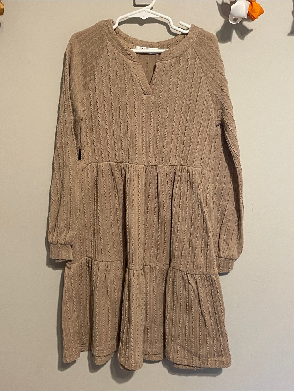 Girls' Long Sleeve Tiered Knit Dress - Tan size 130